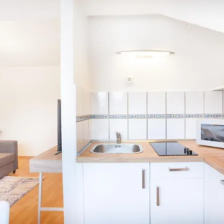 Centerapartment, Wifi, Smarttv, Full Kitchen, Netflix, Pottbude In Essen Exterior foto