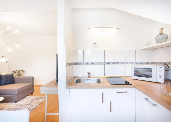 Centerapartment, Wifi, Smarttv, Full Kitchen, Netflix, Pottbude In Essen